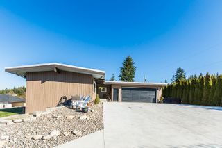 Photo 2: 4901 Northeast Lakeshore Road in Salmon Arm: Raven House for sale (NE Salmon Arm)  : MLS®# 10114374