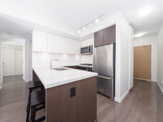 Photo 6: 622 384 E 1ST AVENUE in Vancouver: Strathcona Condo for sale (Vancouver East)  : MLS®# R2831373