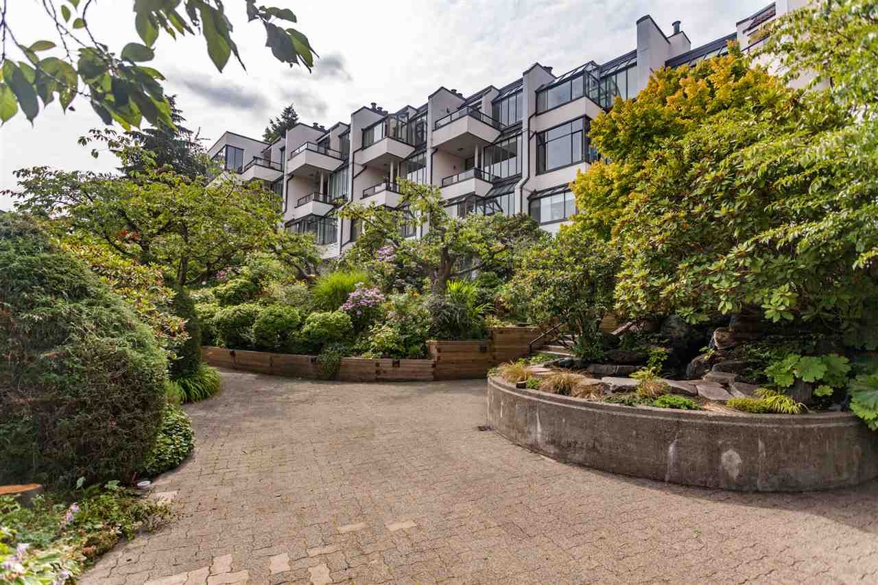 Main Photo: 3 1201 LAMEY'S MILL ROAD in : False Creek Townhouse for sale : MLS®# R2401144