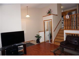 Photo 3: 260 ERIN MEADOW Close SE in Calgary: Erin Woods House for sale : MLS®# C4095343