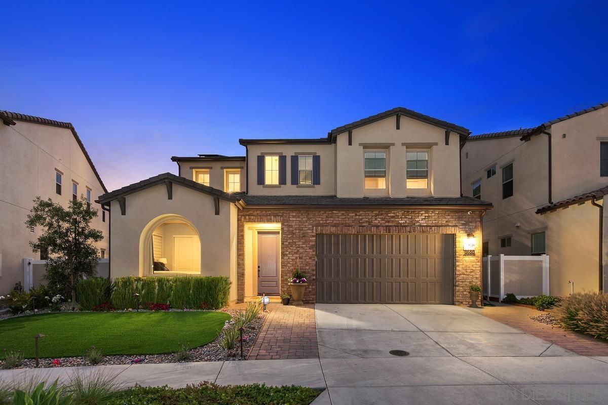 Main Photo: CLAIREMONT House for sale : 5 bedrooms : 3680 Tavara Cir in San Diego