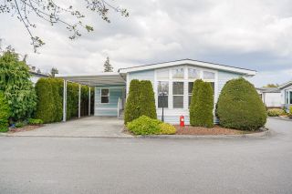 Photo 1: 11 8670 156 Street in Surrey: Fleetwood Tynehead Manufactured Home for sale in "Westwood Court" : MLS®# R2740175
