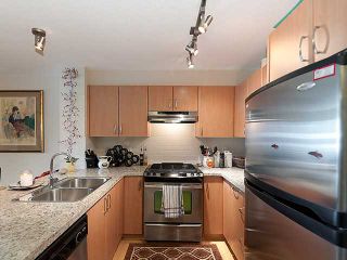Photo 6: 308 4728 DAWSON Street in Burnaby: Brentwood Park Condo for sale in "MONTAGE" (Burnaby North)  : MLS®# V980939