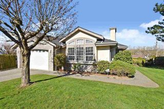 Photo 1: 5 32777 CHILCOTIN Drive in Abbotsford: Central Abbotsford Townhouse for sale in "CARTIER HEIGHTS" : MLS®# R2572814