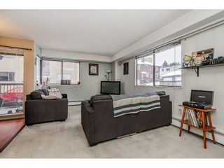 Photo 2: 205 209 CARNARVON Street in New Westminster: Downtown NW Condo for sale : MLS®# R2340798