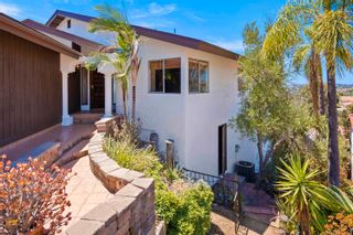 Photo 4: MOUNT HELIX House for sale : 4 bedrooms : 4249 Crestview Drive in La Mesa