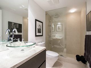 Photo 18: 803 8 SMITHE Mews in Vancouver: Yaletown Condo for sale in "FLAGSHIP" (Vancouver West)  : MLS®# V1131483