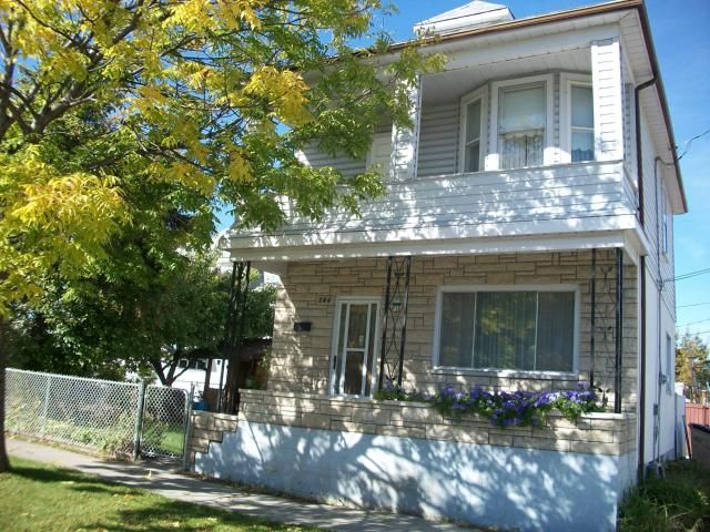 Main Photo: 244 PARR Street in WINNIPEG: North End Residential for sale (North West Winnipeg)  : MLS®# 1018827