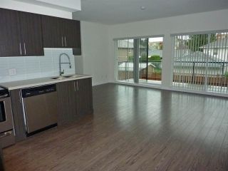 Photo 5: 102 12070 227 Street in Maple Ridge: East Central Condo for sale in "STATIONONE" : MLS®# R2120981