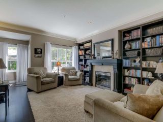 Photo 4: 2 2688 MOUNTAIN HIGHWAY in North Vancouver: Westlynn Townhouse for sale : MLS®# R2161797