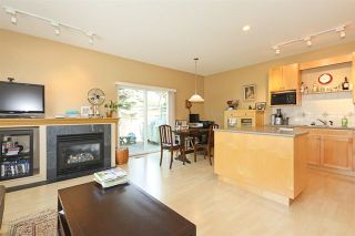 Photo 4: 10 11188 RAILWAY Avenue in Richmond: Westwind Townhouse for sale in "WESTWIND LANE" : MLS®# V893714