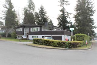 Photo 3: 604 ADLER Avenue in Coquitlam: Coquitlam West House for sale in "COTTONWOOD" : MLS®# R2757034