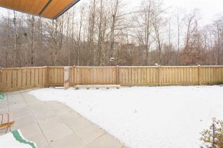 Photo 19: 1185 NATURES Gate in Squamish: Downtown SQ Townhouse for sale in "NATURE'S GATE" : MLS®# R2242365