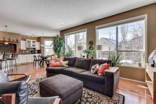 Photo 19: 90 STRATHLEA Crescent SW in Calgary: Strathcona Park Detached for sale : MLS®# C4289258