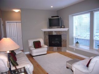Photo 7: 3338 148 Street in Maple Wynd: Home for sale : MLS®# F2723715