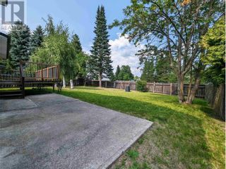 Photo 5: 410 NEFF CRESCENT in Prince George: House for sale : MLS®# R2810648