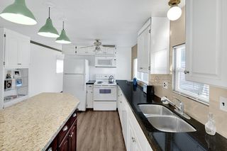 Photo 10: 100 201 CAYER Street in Coquitlam: Maillardville Manufactured Home for sale in "WILDWOOD PARK" : MLS®# R2309081