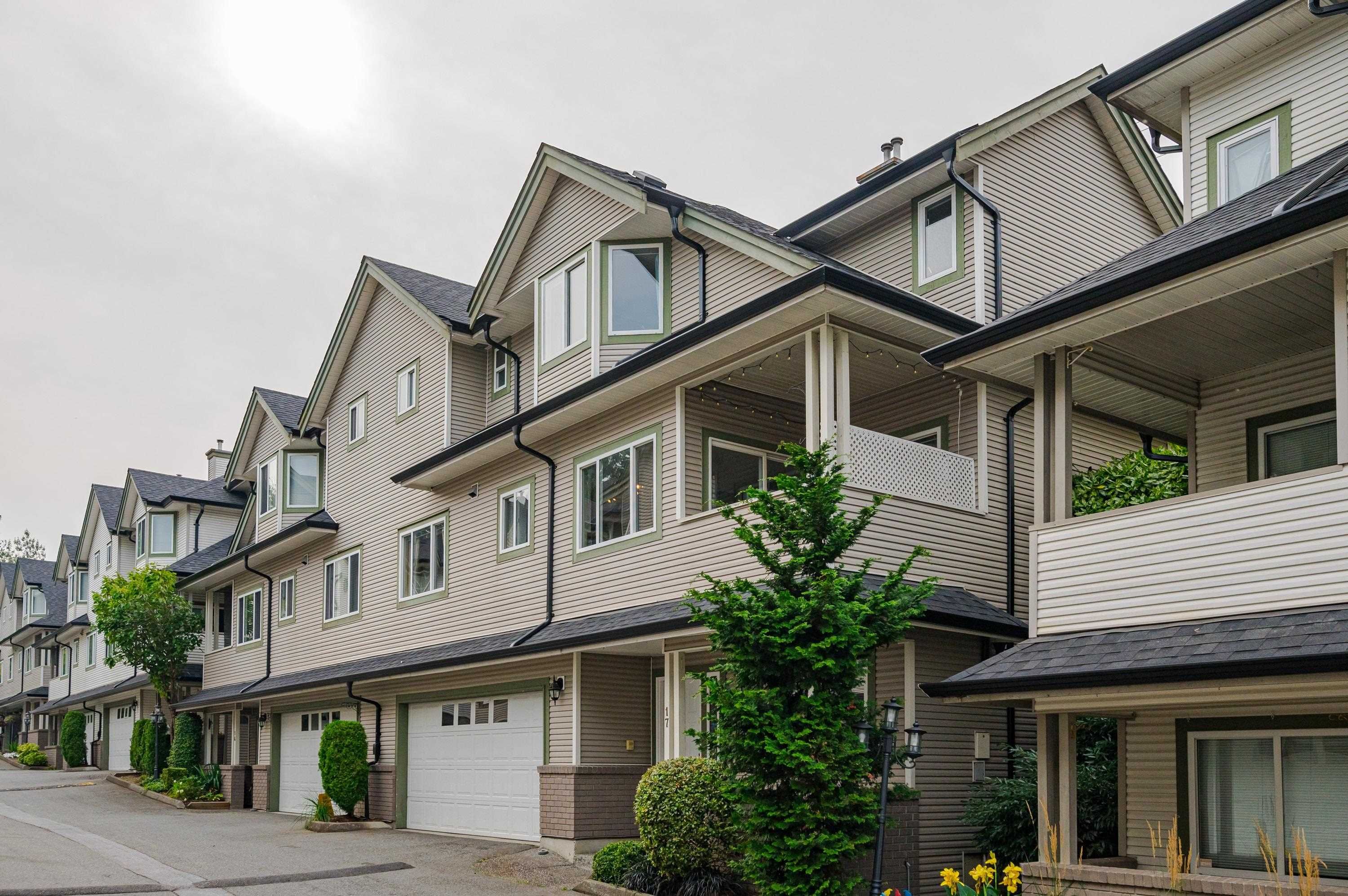 Main Photo: 17 20875 88TH Avenue in Langley: Walnut Grove Townhouse for sale in "Terrace Park" : MLS®# R2809375