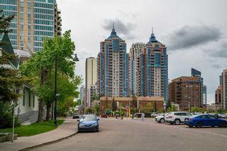 Main Photo: 1605 910 5 Avenue SW in Calgary: Downtown Commercial Core Apartment for sale : MLS®# A2126048