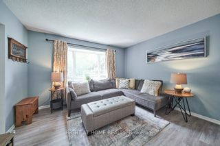 Photo 12: 922 Donegal Avenue in Oshawa: Vanier House (Backsplit 3) for sale : MLS®# E6027052