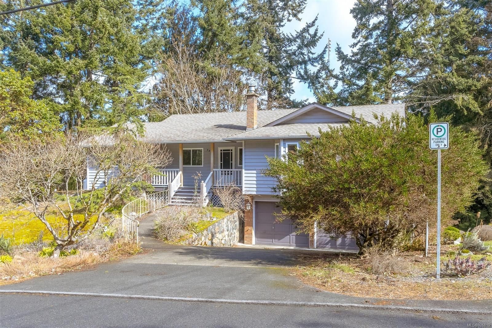 Main Photo: 3436 Blue Sky Pl in Colwood: Co Triangle House for sale : MLS®# 926819