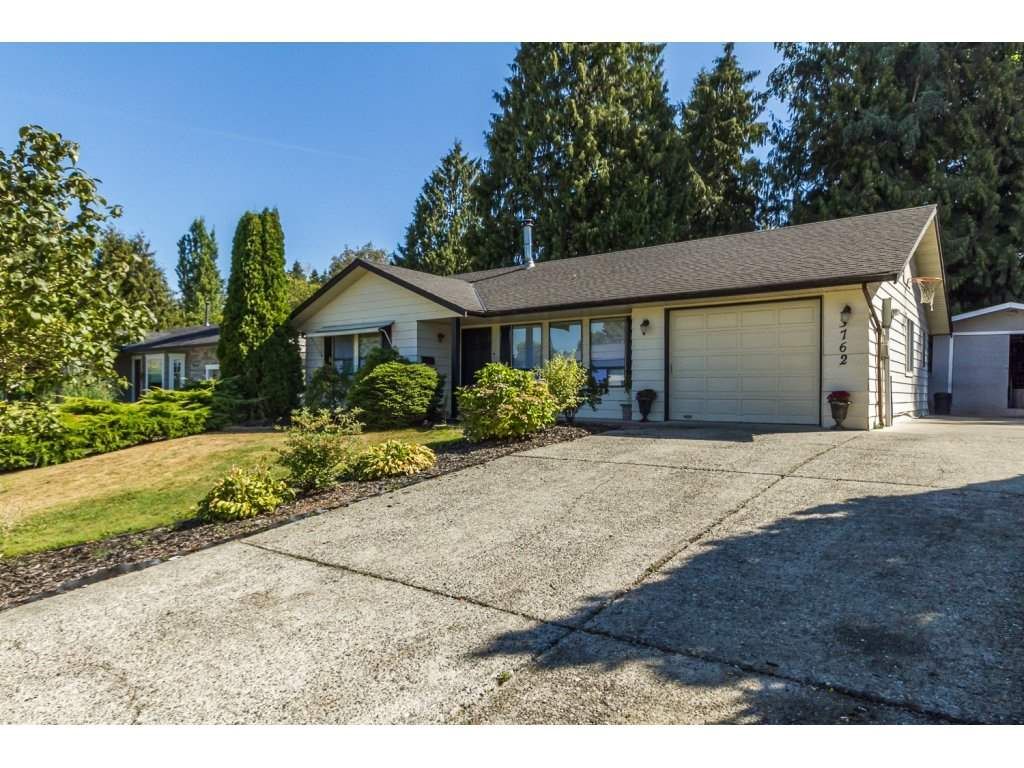 Main Photo: 3762 DUNSMUIR Way in Abbotsford: Abbotsford East House for sale in "Bateman Park" : MLS®# R2101080