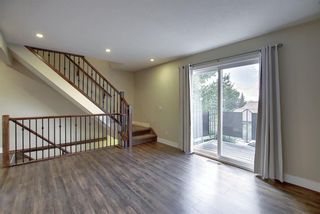 Photo 9: 9 1603 MCGONIGAL Drive NE in Calgary: Mayland Heights Row/Townhouse for sale : MLS®# A1015179