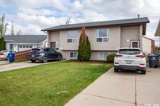 Photo 1: 231 233 Bowman Court in Saskatoon: Dundonald Residential for sale : MLS®# SK906007
