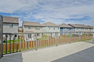 Photo 32: 3071 WINDSONG Boulevard SW: Airdrie Row/Townhouse for sale : MLS®# C4300138