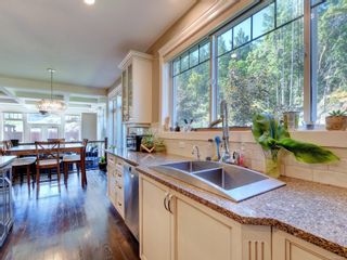 Photo 9: 2227 Players Dr in Langford: La Bear Mountain House for sale : MLS®# 878457
