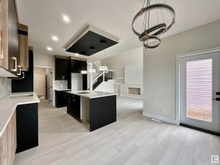 Photo 7: 16903 47 Street in Edmonton: Zone 03 House for sale : MLS®# E4393496