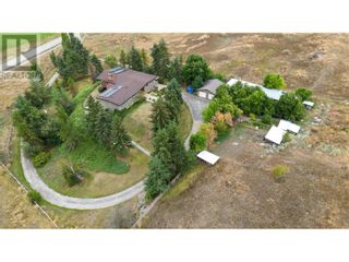 Photo 5: 2545 6 Highway E in Lumby: House for sale : MLS®# 10283978