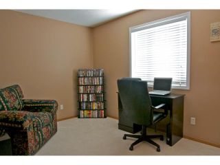 Photo 12: 809 CITADEL Drive NW in CALGARY: Citadel Residential Detached Single Family for sale (Calgary)  : MLS®# C3515201