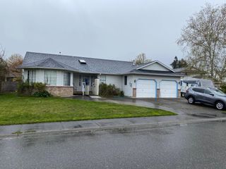 Photo 1: 44991 BRIGHTON Place in Chilliwack: Vedder S Watson-Promontory House for sale in "SARDIS" (Sardis)  : MLS®# R2676064
