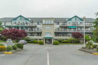 Photo 1: 110 7500 COLUMBIA STREET in Mission: Mission BC Condo for sale : MLS®# R2070984