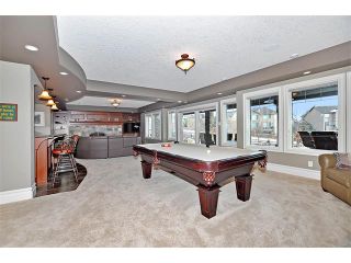 Photo 29: 18 DISCOVERY VISTA Point(e) SW in Calgary: Discovery Ridge House for sale : MLS®# C4018901