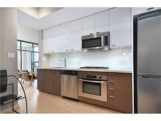 Photo 4: # 603 531 BEATTY ST in Vancouver: Downtown VW Condo for sale in "METROLIVING" (Vancouver West)  : MLS®# V999631