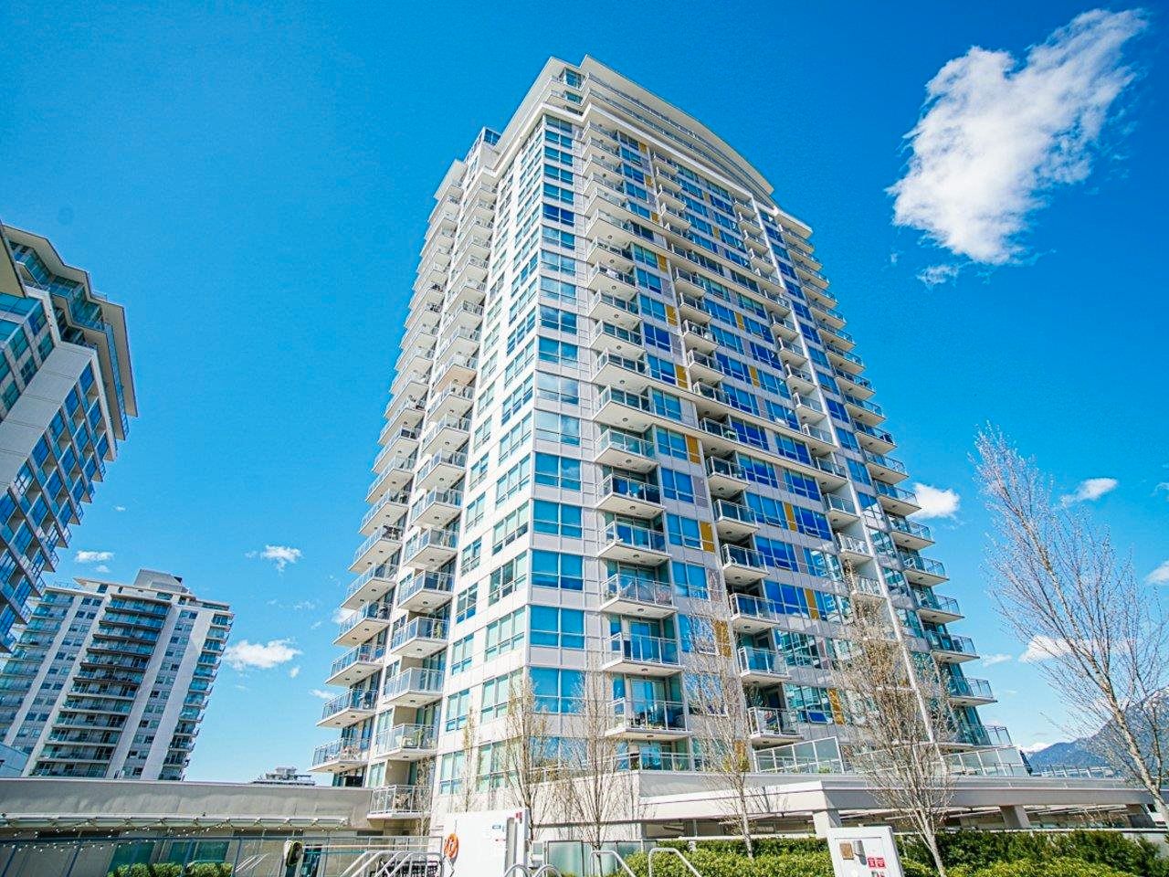 Main Photo: 1606 112 E 13TH Street in North Vancouver: Central Lonsdale Condo for sale in "Centreview" : MLS®# R2599241