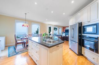 Photo 4: 1355 EVERALL Street: White Rock House for sale (South Surrey White Rock)  : MLS®# R2776685