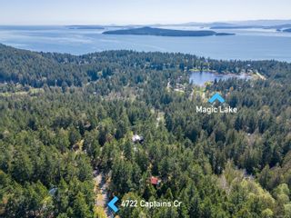 Photo 2: 4722 Captains Cres in Pender Island: GI Pender Island House for sale (Gulf Islands)  : MLS®# 930785