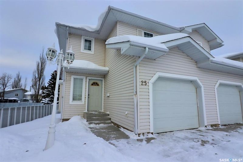 FEATURED LISTING: 25 - 1620 Olive Diefenbaker Drive Prince Albert