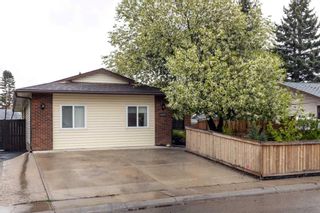 Main Photo: 3324 60 Street NE in Calgary: Temple Detached for sale : MLS®# A2133504