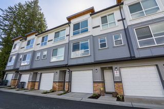 Photo 2: 18 6162 138 Street in Surrey: Sullivan Station Townhouse for sale : MLS®# R2346093