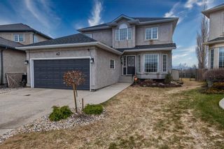 Photo 1: 42 Knightswood Court in Winnipeg: Whyte Ridge Residential for sale (1P)  : MLS®# 202008618