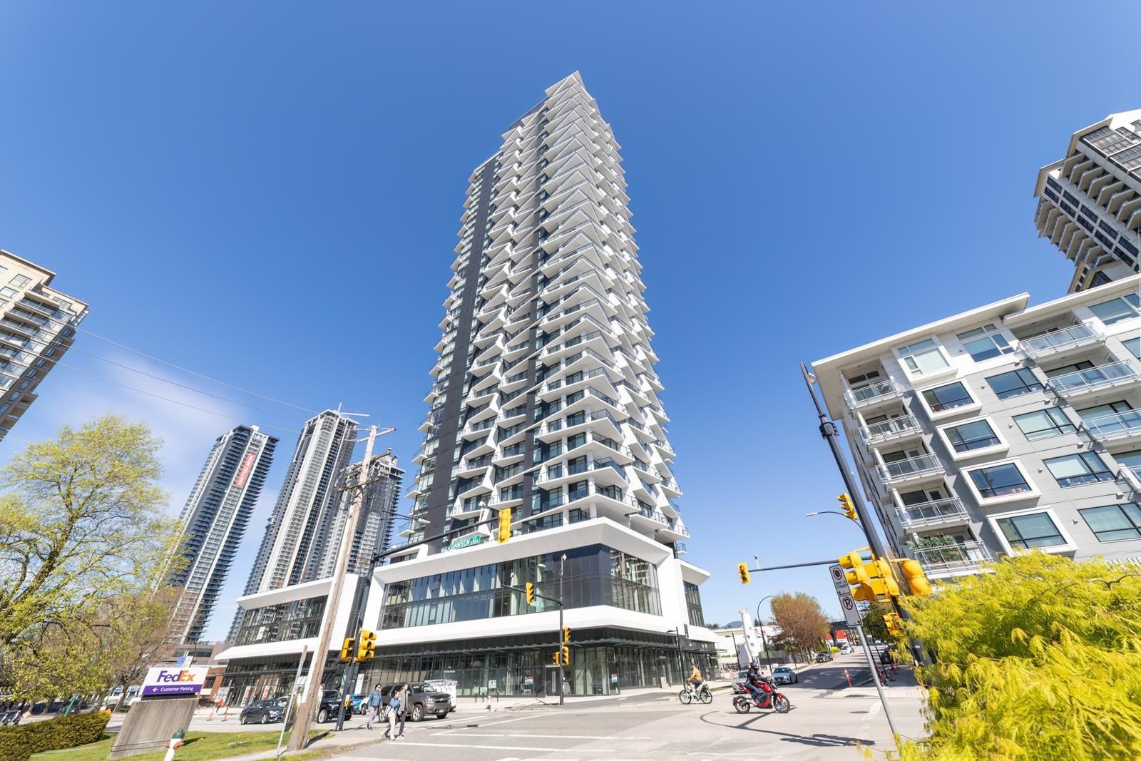 Main Photo: 2710 2181 MADISON Avenue in Burnaby: Brentwood Park Condo for sale (Burnaby North)  : MLS®# R2874021