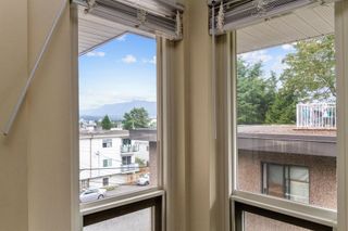 Photo 12: 304 825 E 7TH Avenue in Vancouver: Mount Pleasant VE Condo for sale in "Mount Pleasent Manor" (Vancouver East)  : MLS®# R2813119