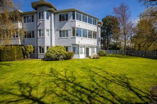 Photo 26: 107 3921 Shelbourne St in Saanich: SE Mt Tolmie Condo for sale (Saanich East)  : MLS®# 905963