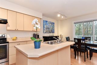 Photo 5: 126 12711 64 Avenue in Surrey: West Newton Townhouse for sale in "Pallette on the Park" : MLS®# R2417889