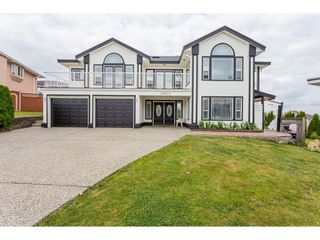 Photo 2: 31653 NORTHDALE Court in Abbotsford: Aberdeen House for sale : MLS®# R2484804