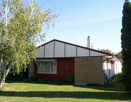 Main Photo:  in Winnipeg: East Kildonan Single Family Detached for sale (North East Winnipeg)  : MLS®# 2512451